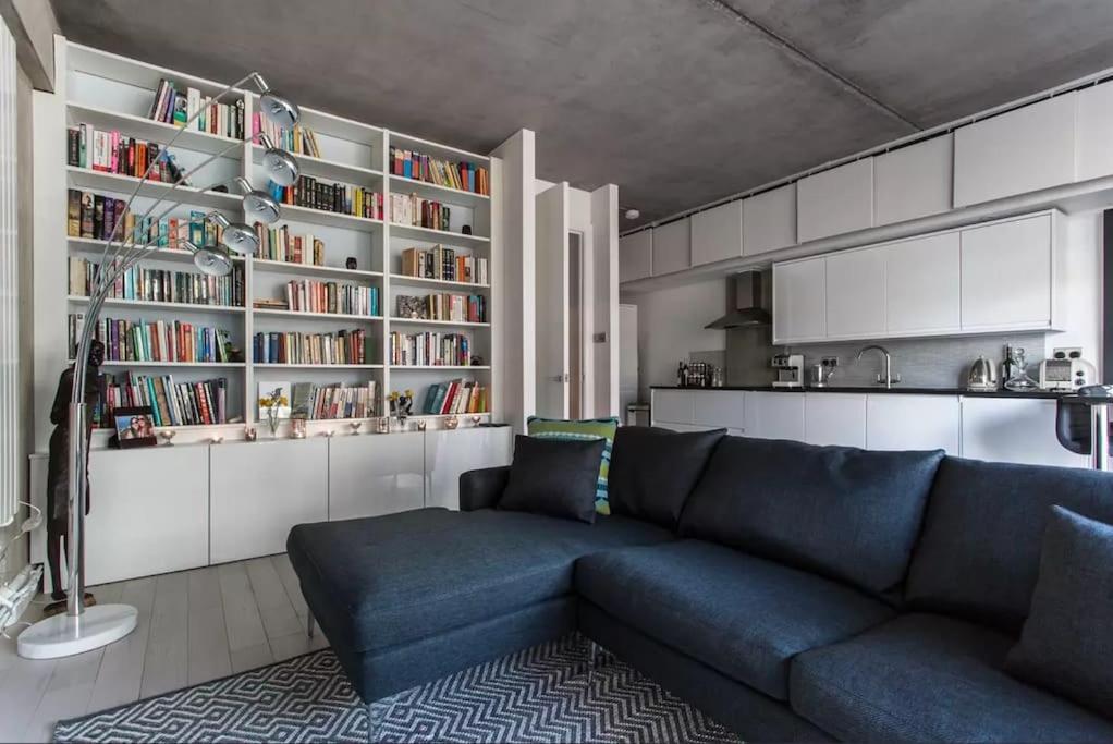 Canal-Side Apartment In Shoreditch Londres Extérieur photo